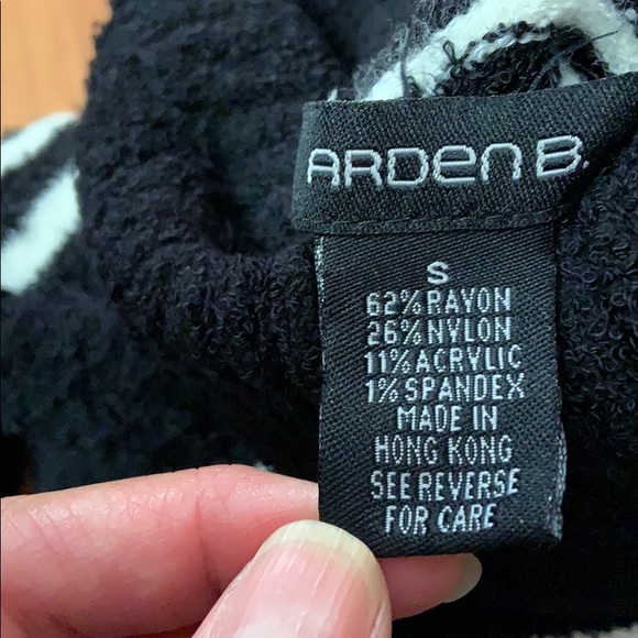 Arden B. Cozy Black and White Striped Turtleneck - Picture 4 of 4